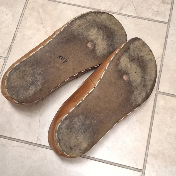 Earthing Harmony Honey Brown Leather Grounding Slip On Shoes 40 / 9 - Picture 12 of 12